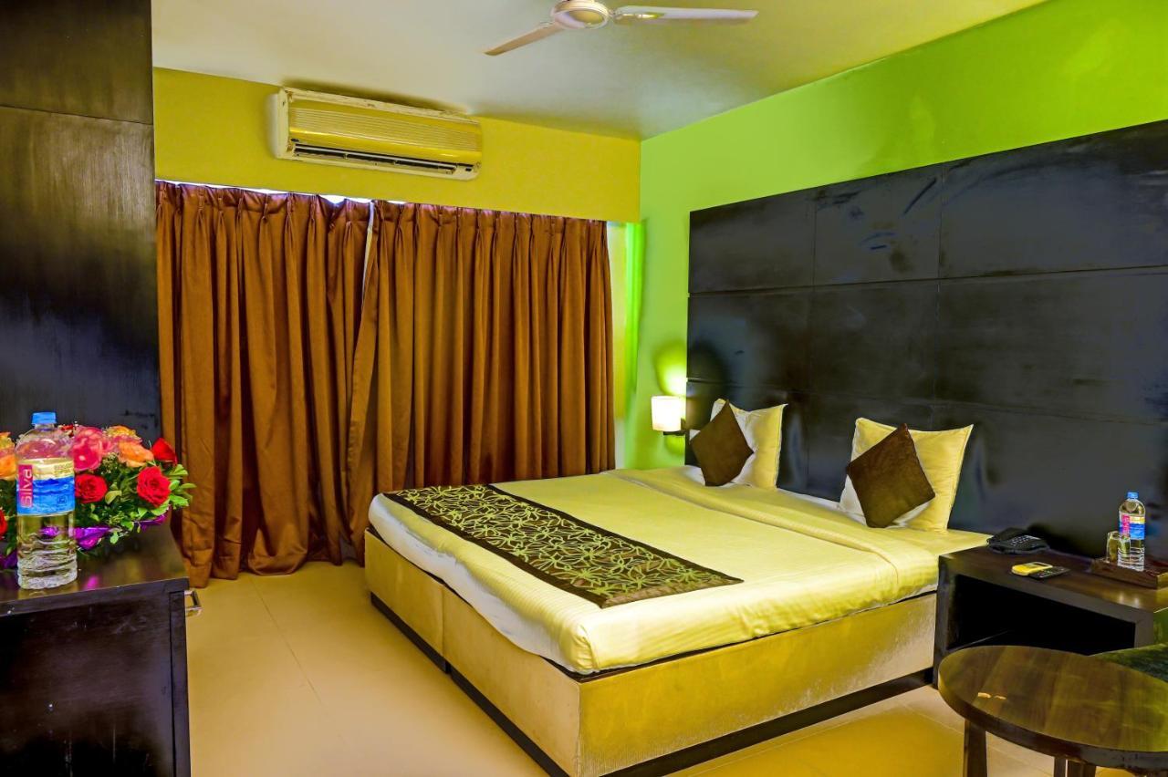 Citrus Hotel Lonavala Extérieur photo