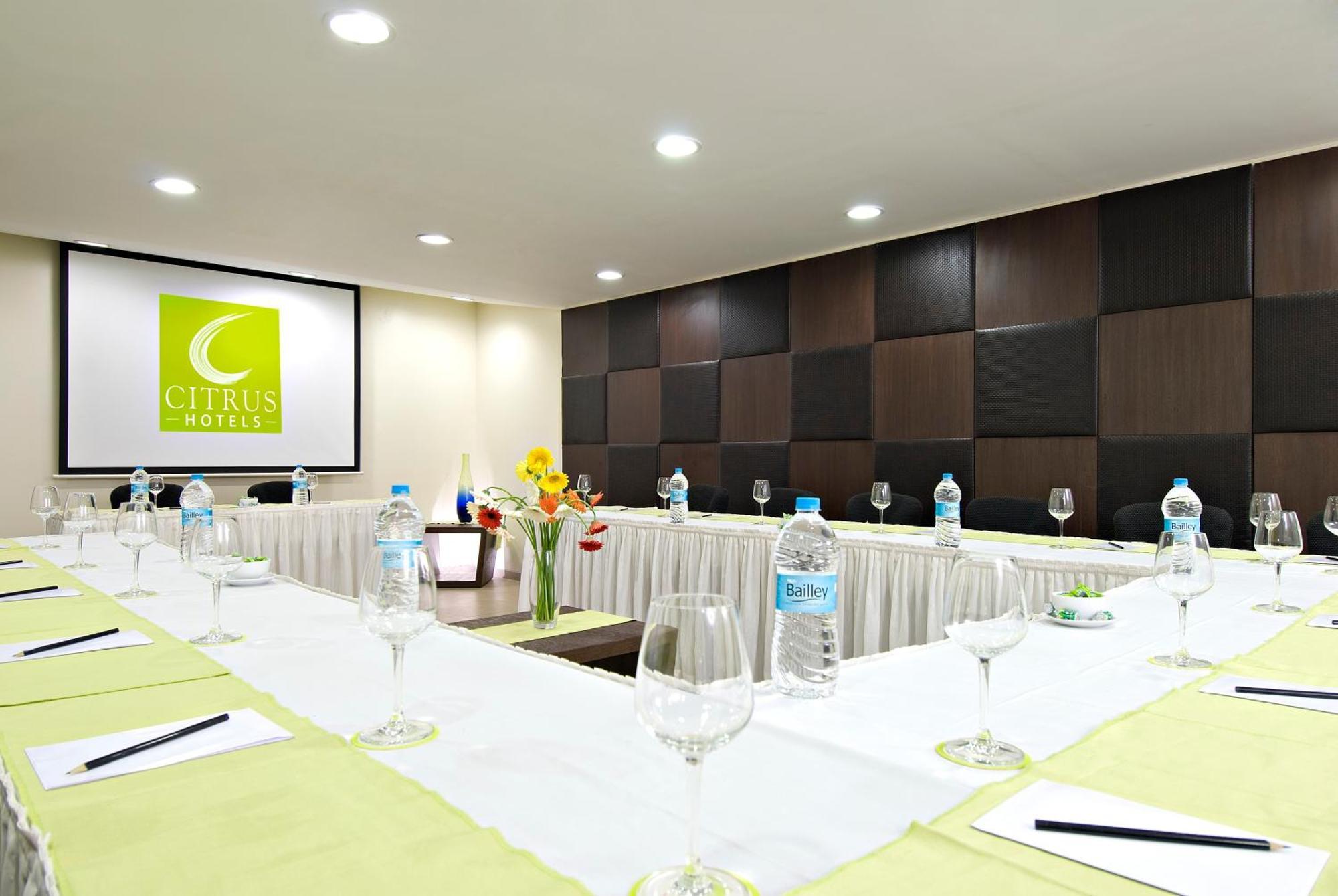 Citrus Hotel Lonavala Extérieur photo