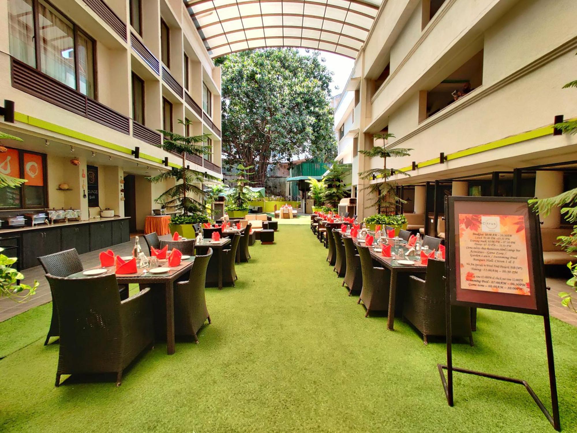 Citrus Hotel Lonavala Extérieur photo